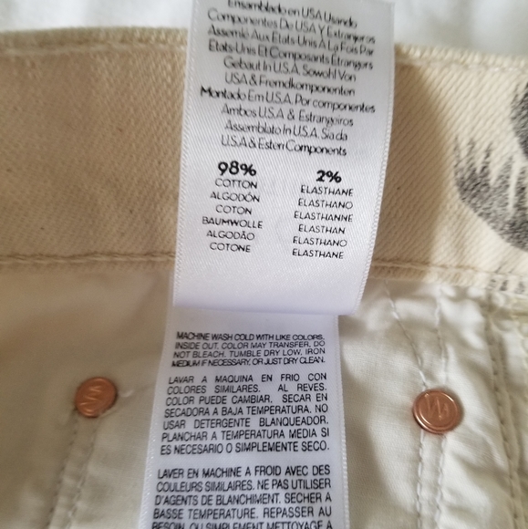 MOTHER The Tomcat Los Angeles Printed Denim Shorts Size 26 Cream Beige - Picture 9 of 10